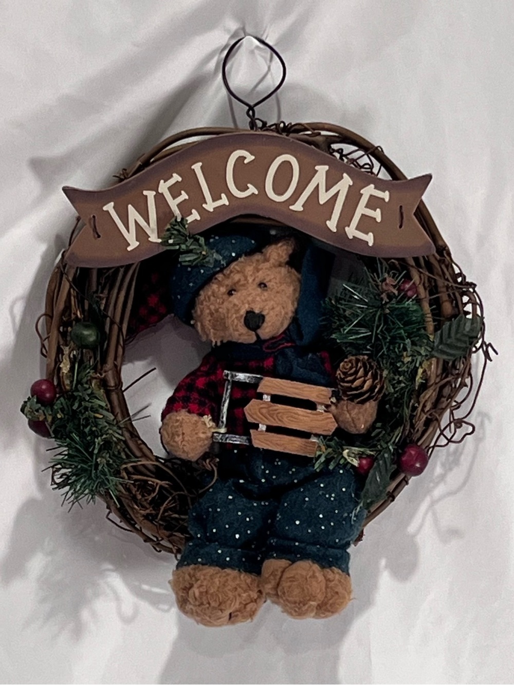 Dan Dee Collector’s Choice Christmas Bear Wreath Welcome Sled